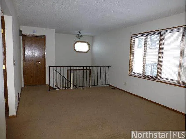 416 Pierce St NE — Photo 4
