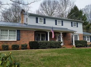 78 Clover Ln, Bristol, VA 24201