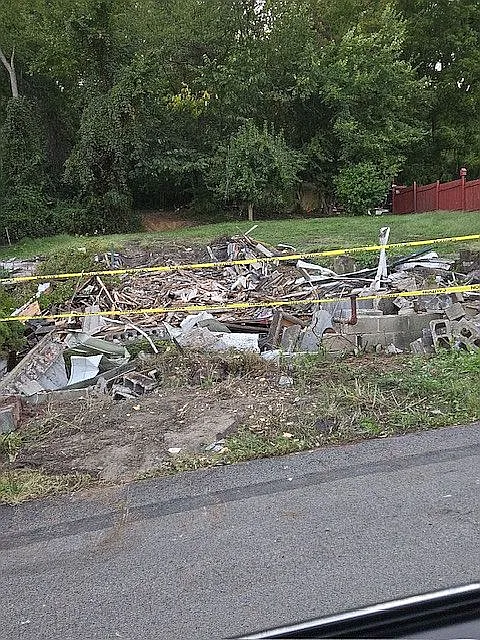 1025 Oakland Ave photo 1