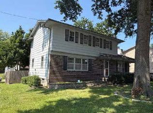 520 33rd St, West Des Moines, IA 50265