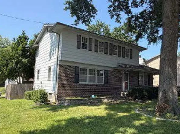 520 33rd St, West Des Moines, IA 50265