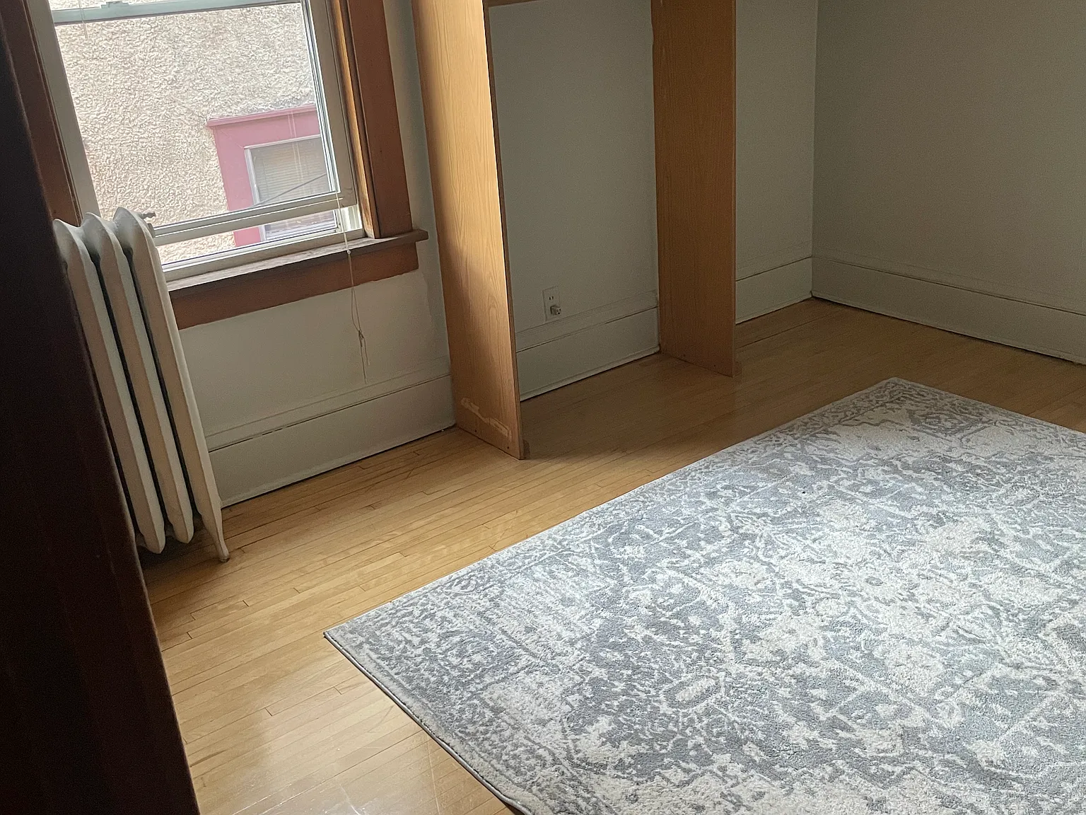 Studio, 350 sqft, $875 — Photo 2