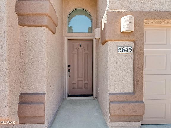 2nd image of 5645 W Cortaro Crossing Dr