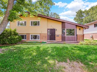 213 Illinois St, Park Forest, IL