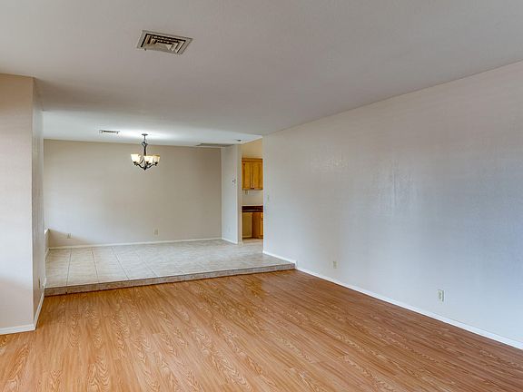 5th image of 2246 North Ave