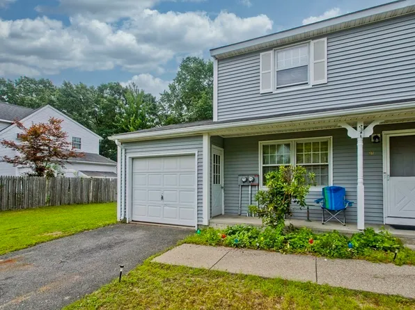 91 Glenmore St, Springfield, MA 01129