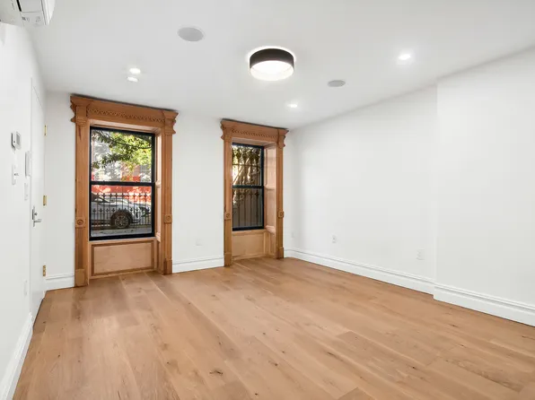 816 Lafayette Ave, Brooklyn, NY 11221
