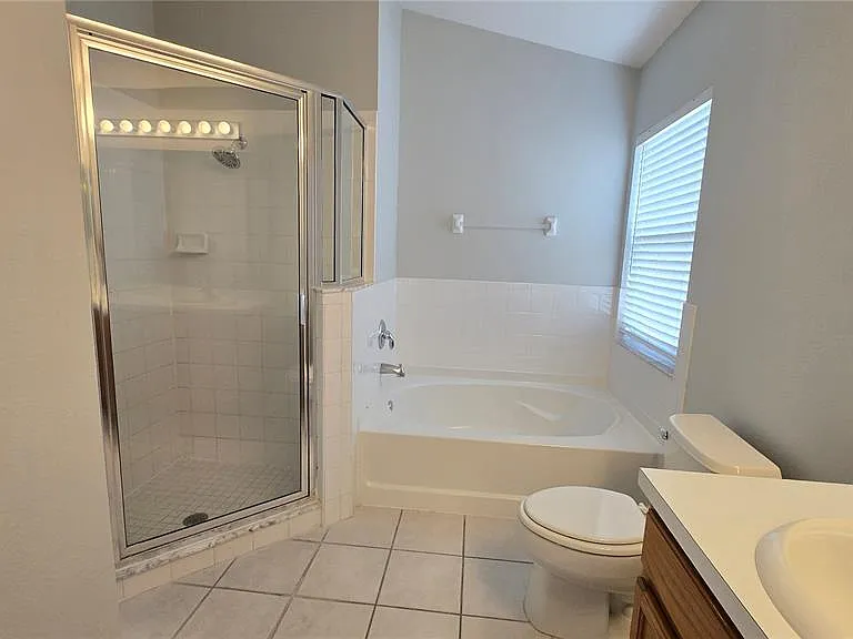 12824 Kings Lake Dr — Photo 28