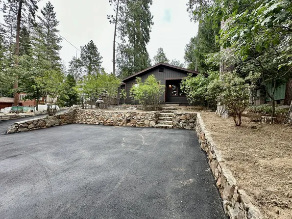 53595 Country Club Dr, Idyllwild, CA 92549