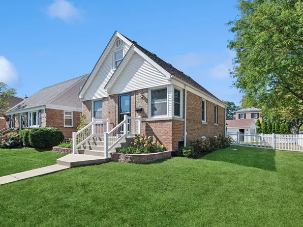 600 8th Ave, La Grange, IL 60525