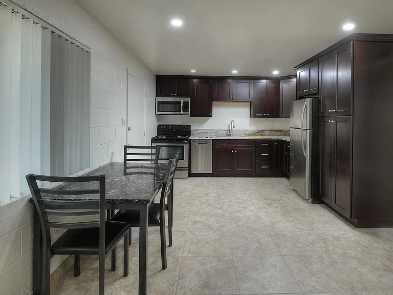 Kitchen/dining area