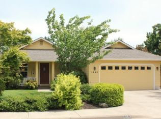 1353 Parnell Dr, Eugene, OR 97404
