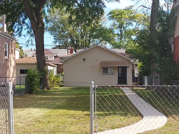 8153 S Calumet Ave, Chicago, IL 60619