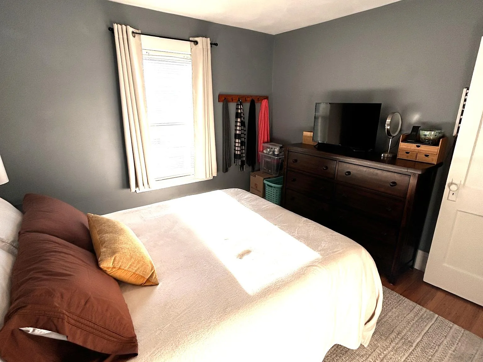 18 Brook Rd — Photo 3