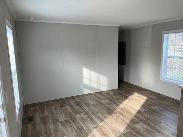 6610 Lear Nagle Rd #2, North Ridgeville, OH 44039