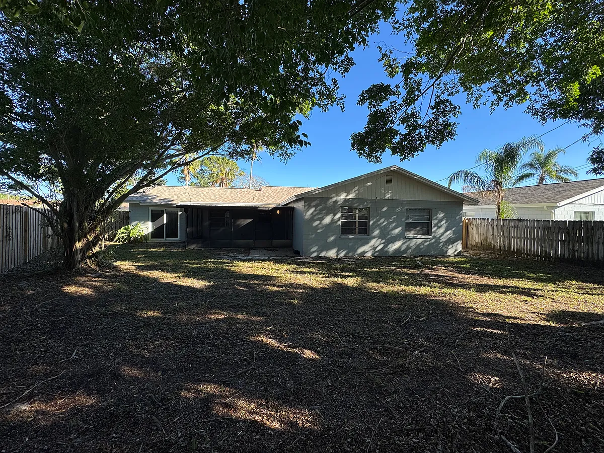 Building Photo - 1583 Whitecap Way