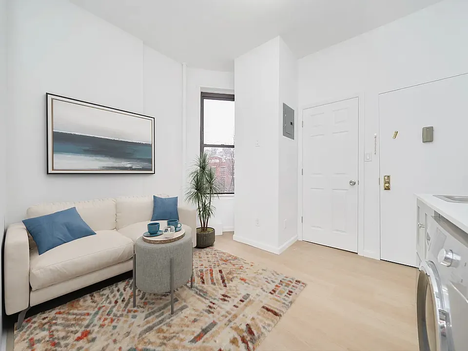 153 Norfolk St #2FF