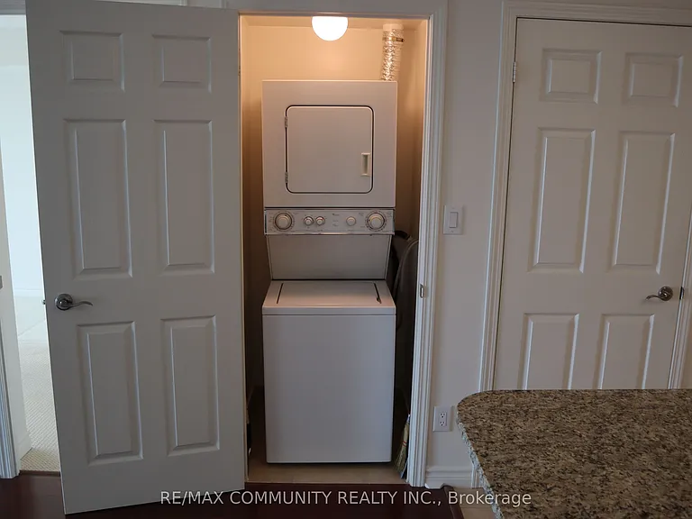 88 Grangeway Ave #2207 — Photo 9
