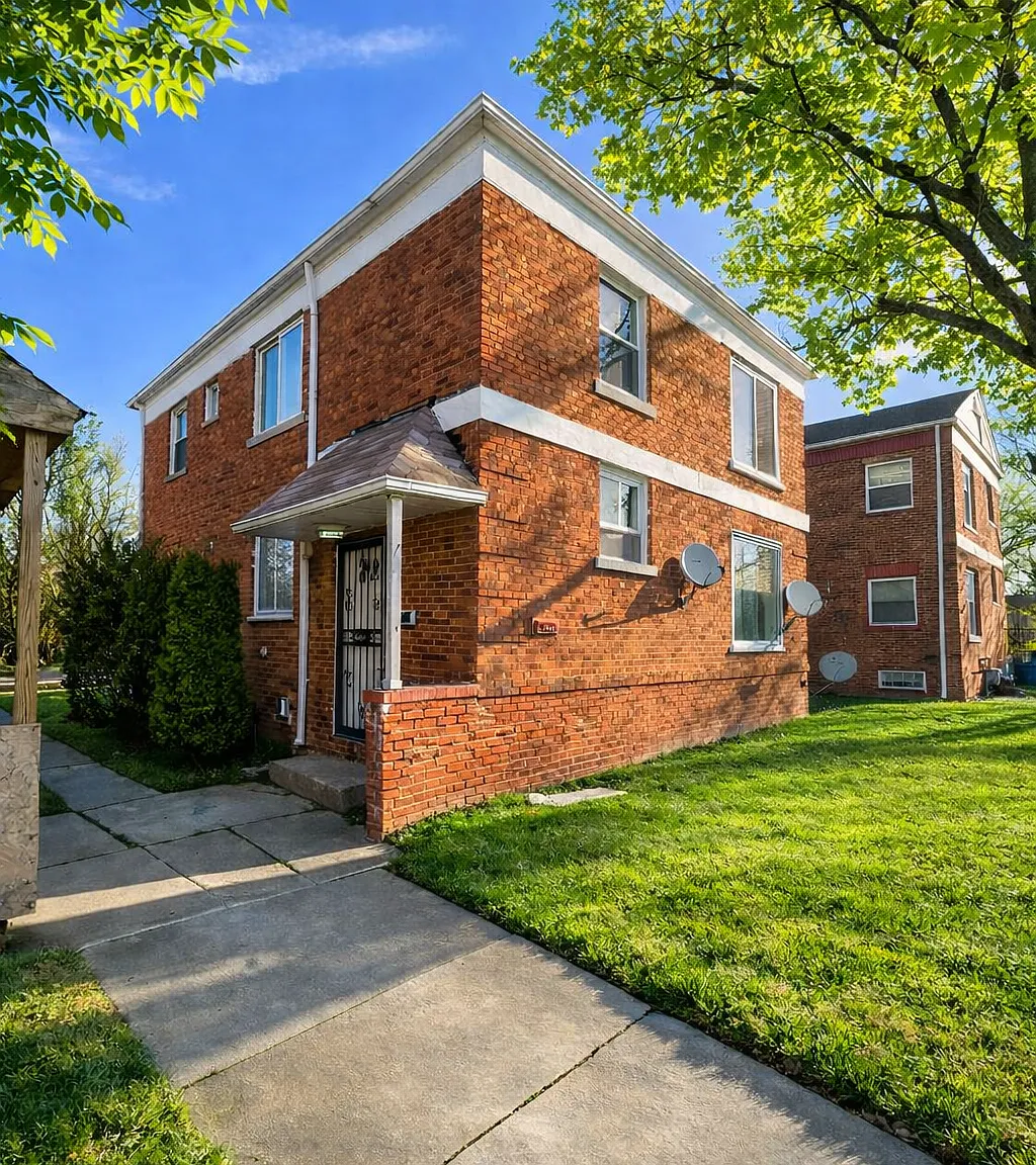 2 bed, 897 sqft, $1,025 — Photo 1