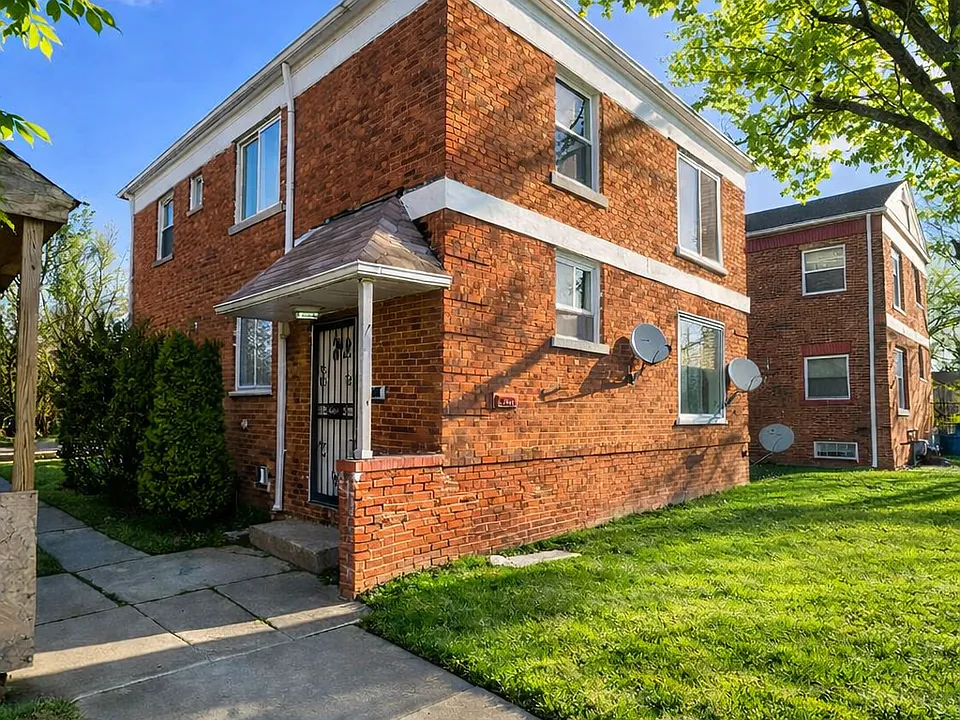 18015 Harvard Ave