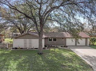 1423 Dove, Seguin, TX 78155