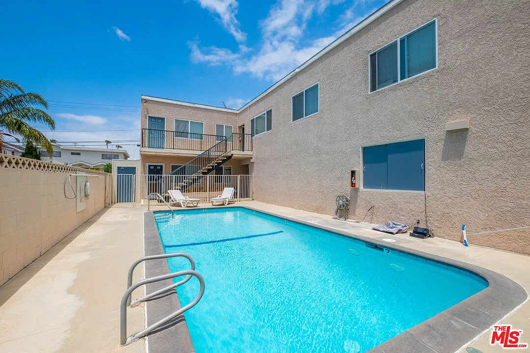 1 bed, 1.0 bath, 615 sqft, $2,287 — Photo 1