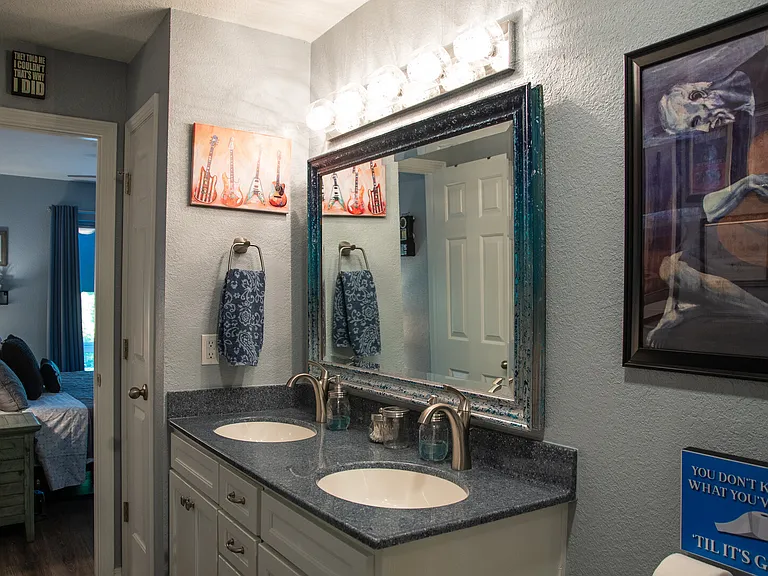 Abby Ln — Photo 20