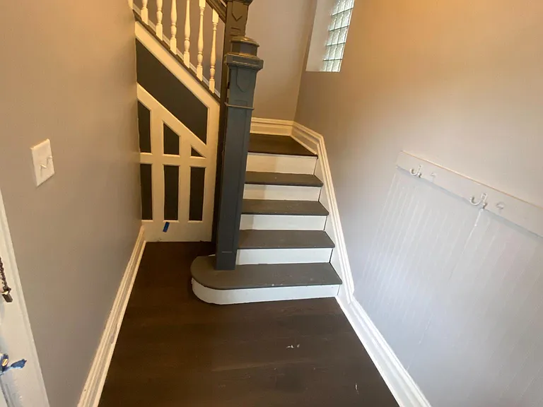 2nd Floor main stairwell from front! Perfect for a tree hall or bench!