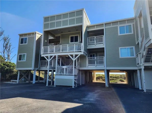 1000 Caswell Beach Rd, Oak Island, NC 28465