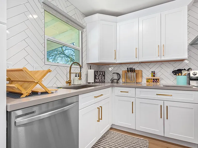 4409 S Butte Ave — Photo 12