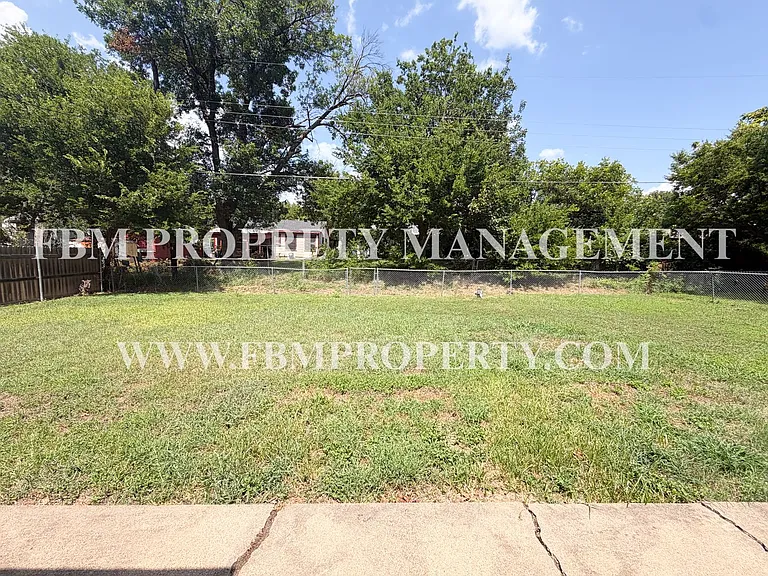 1408 Nichols St — Photo 19