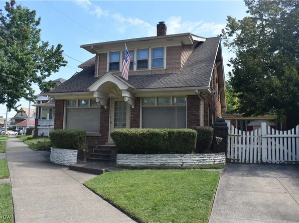 4581 Pearl Rd, Cleveland, OH 44109