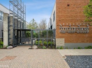 1300 W Altgeld St #126, Chicago, IL 60614