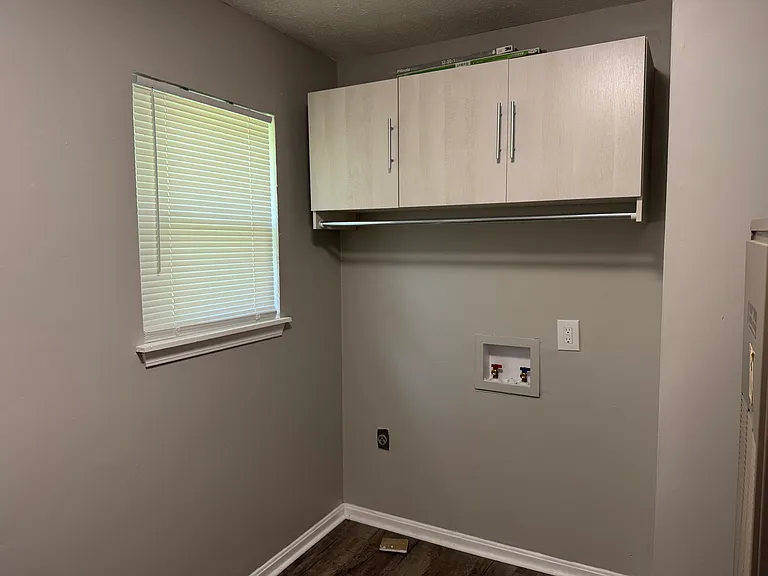 8885 Crawford Ct NE — Photo 5