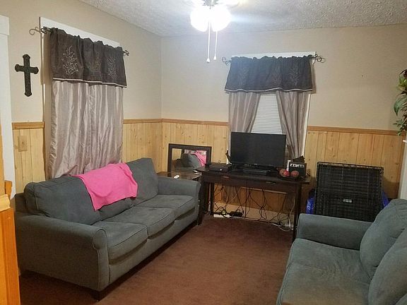 5th image of 286 Parrish Ave