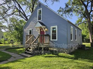 2430 81st St, Highland, IN 46322