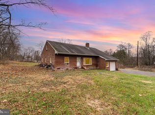 6 Maple St, Gettysburg, PA 17325