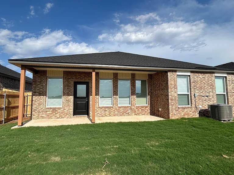 20501 Mule Deer Dr — Photo 3