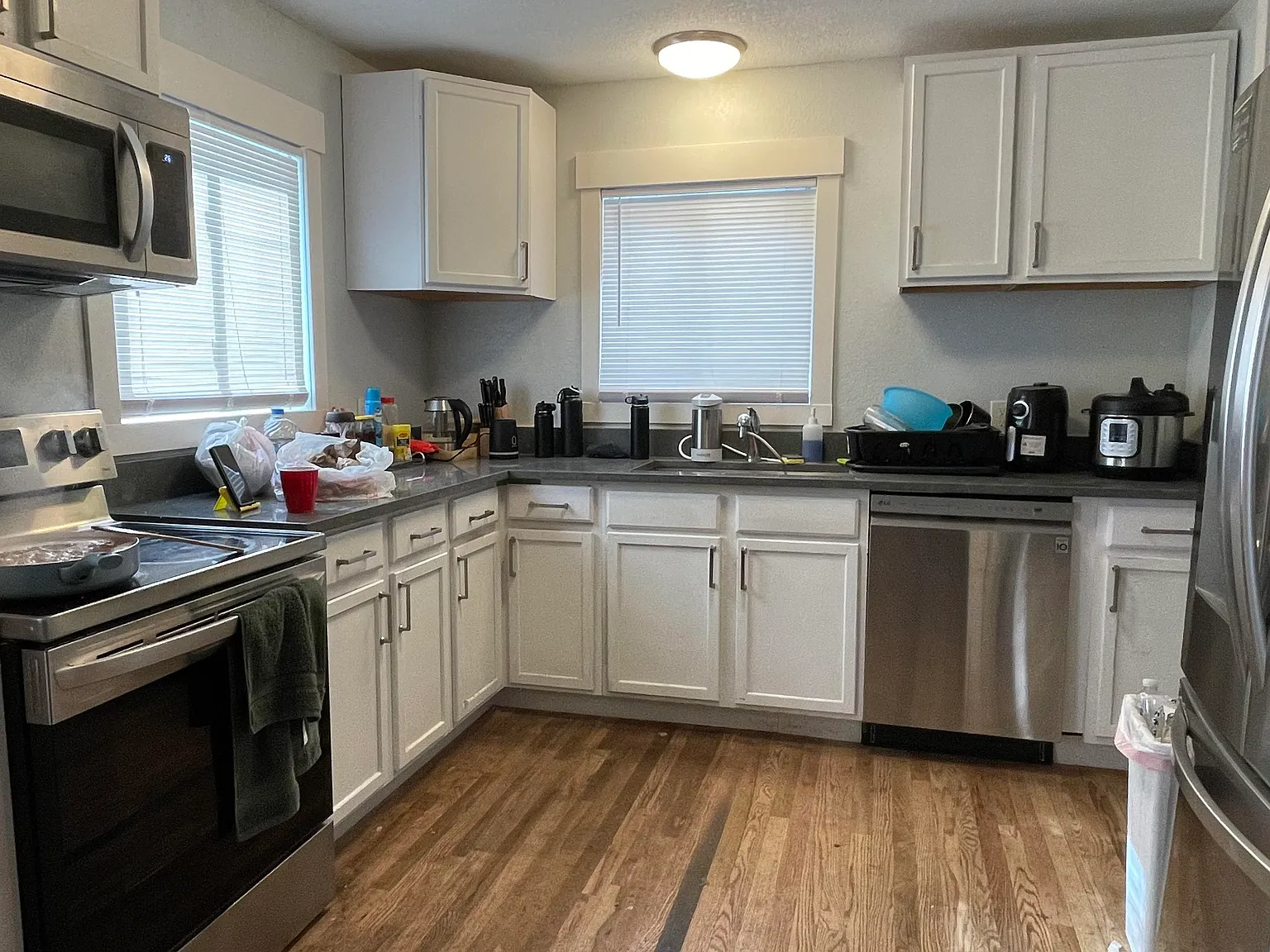 3 bed, 1200 sqft, $2,595 — Photo 4