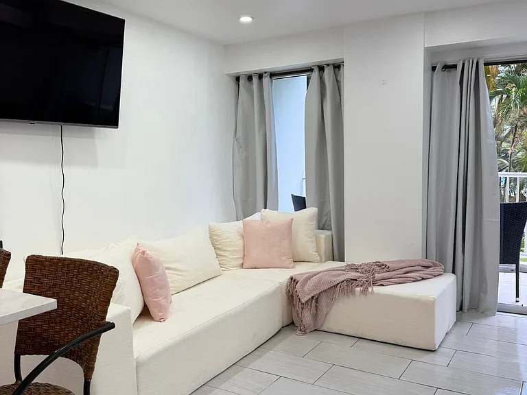 907 Castillo Del Mar Point #L105 — Photo 15