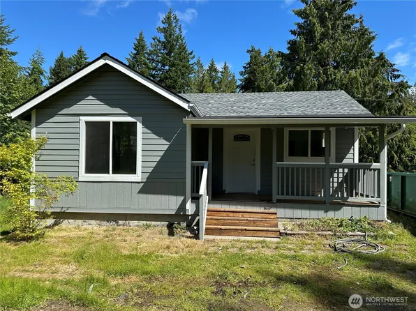 7041 E Washington Street, Port Orchard, WA 98366