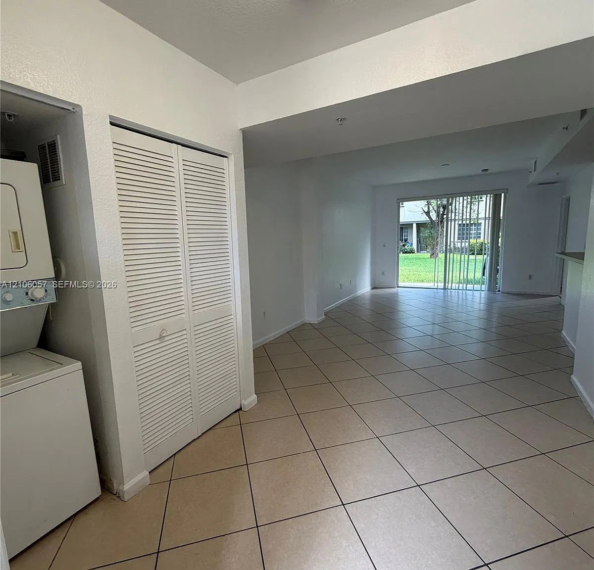 Marsh Harbour 49 Condo — Photo 2