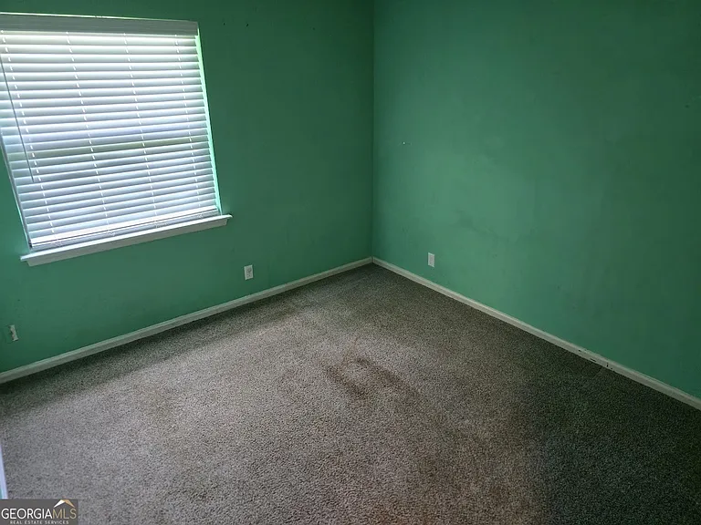 1001 Regal Rd — Photo 30