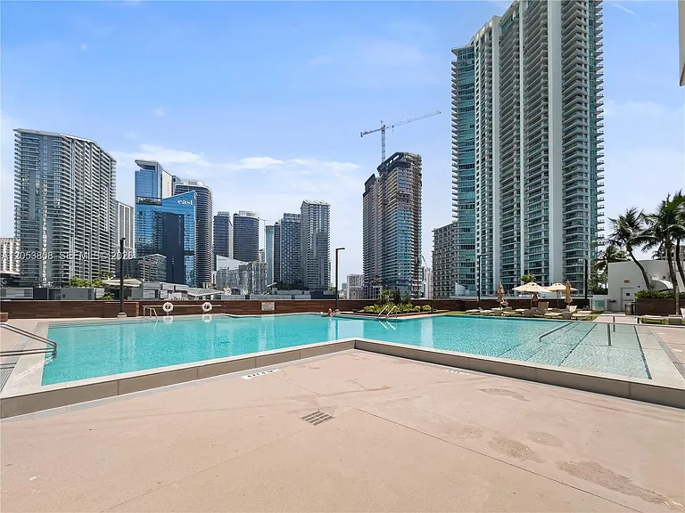 350 S Miami Ave #2102 — Photo 39