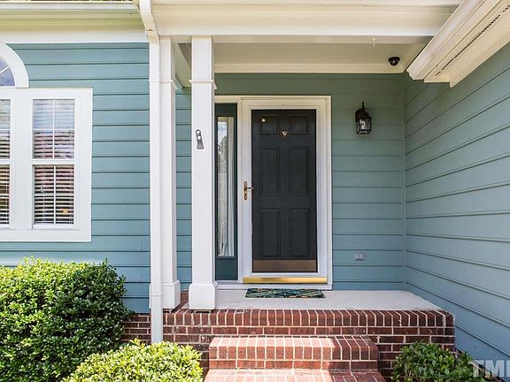 3rd image of 5009 Rolling Meadows Dr