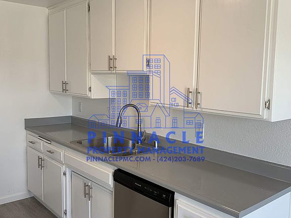 5th image of 11610 Oxford Ave APT 3