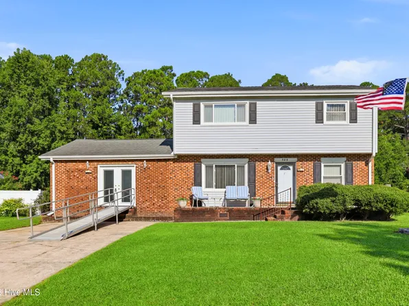509 Oakwood Avenue, Jacksonville, NC 28546