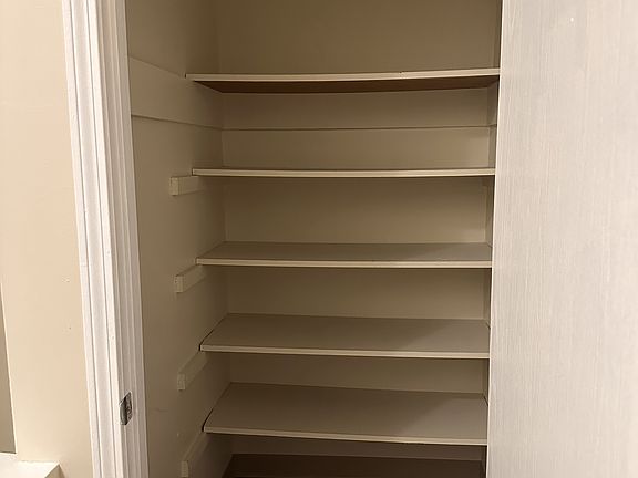 5th image of 12 Knox St #3