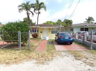 3525 SW 24th St #2, Miami, FL 33145