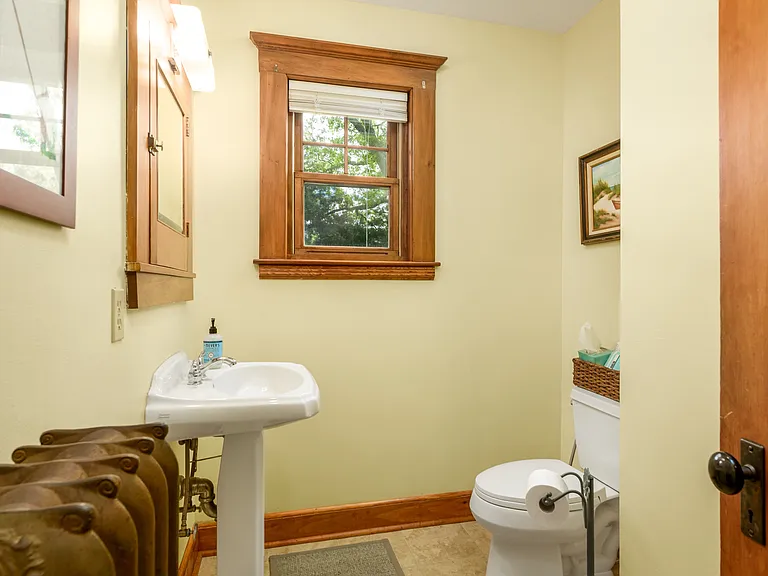 33 Theodore St — Photo 21